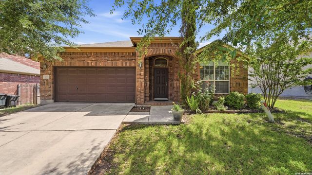 6069 Covers Cv, Schertz, TX 78108