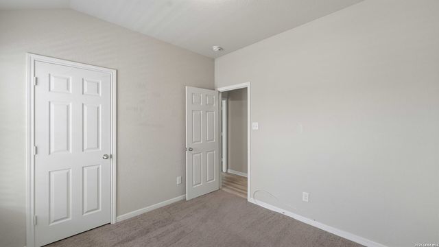 6069 Covers Cv, Schertz, TX 78108