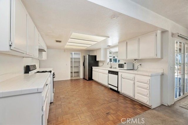 8853 Dufferin Avenue, Riverside, CA 92504