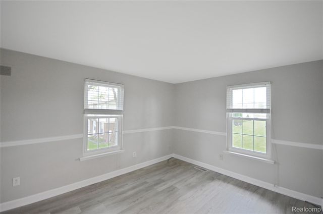 35274 Terrybrook Drive, Sterling Heights, MI 48312