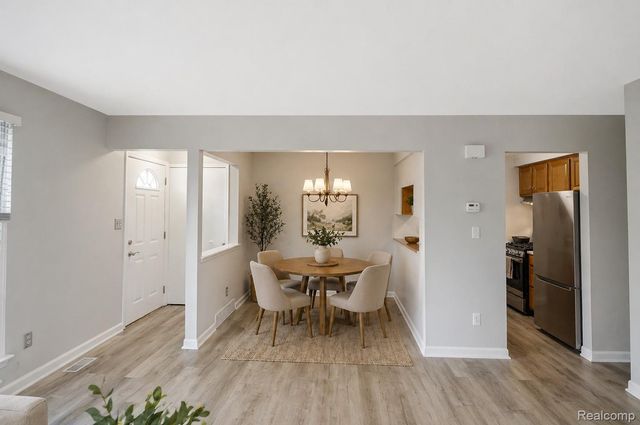 35274 Terrybrook Drive, Sterling Heights, MI 48312