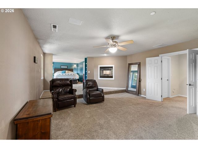 37700 Ne VERNON Rd, Washougal, WA 98671