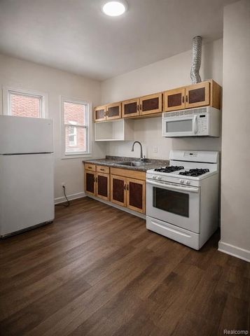 4564 Seebaldt Street, Detroit, MI 48204