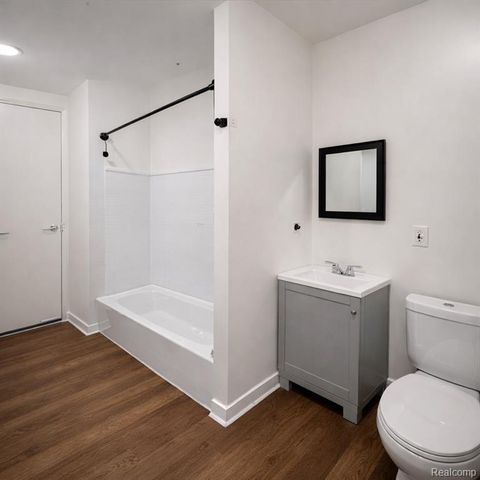 4564 Seebaldt Street, Detroit, MI 48204