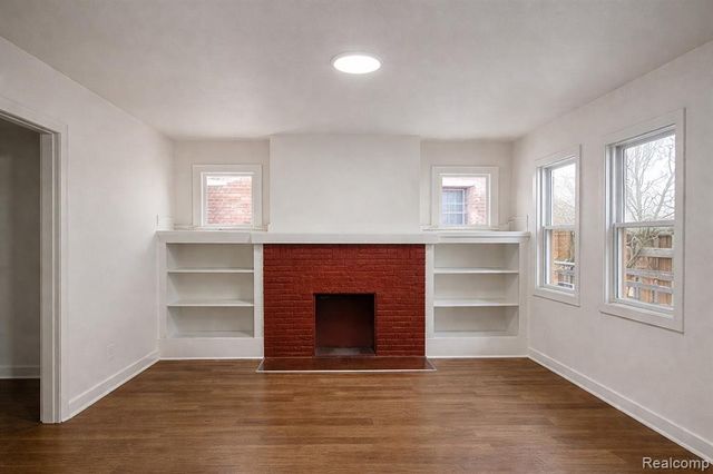 4564 Seebaldt Street, Detroit, MI 48204