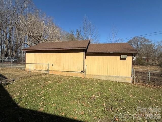 2041 Clyde Street, Dallas, NC 28034