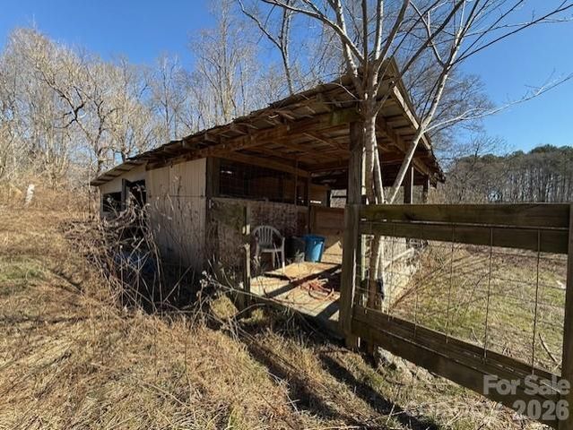 2041 Clyde Street, Dallas, NC 28034