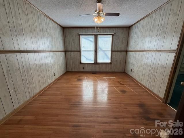 2041 Clyde Street, Dallas, NC 28034