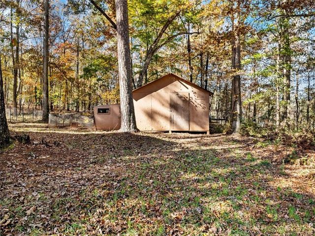 222 HEMLOCK Drive, Stockbridge, GA 30281