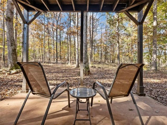 222 HEMLOCK Drive, Stockbridge, GA 30281