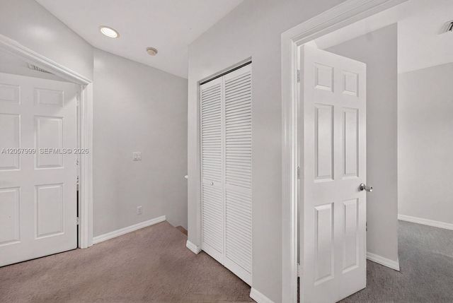 630 NW 10th Ter 4, Fort Lauderdale, FL 33311