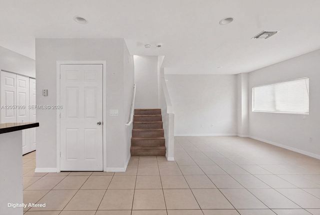 630 NW 10th Ter 4, Fort Lauderdale, FL 33311