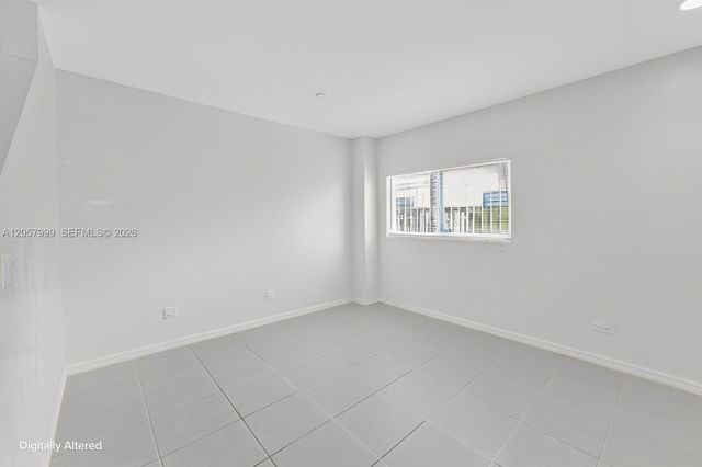 630 NW 10th Ter 4, Fort Lauderdale, FL 33311