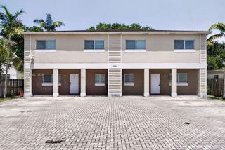 630 NW 10th Ter 4, Fort Lauderdale, FL 33311
