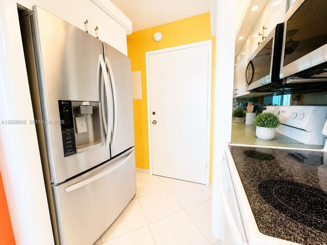 7135 Collins Avenue 701, Miami Beach, FL 33141