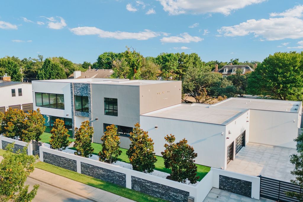6218 Walnut Hill Lane, Dallas, TX 75230