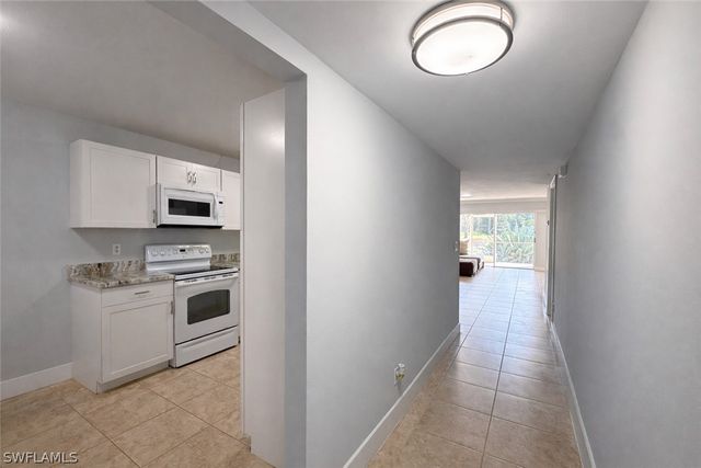 534 Augusta BLVD E104, Naples, FL 34113