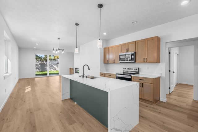 2111 N Sipple Rd, Spokane Valley, WA 99212