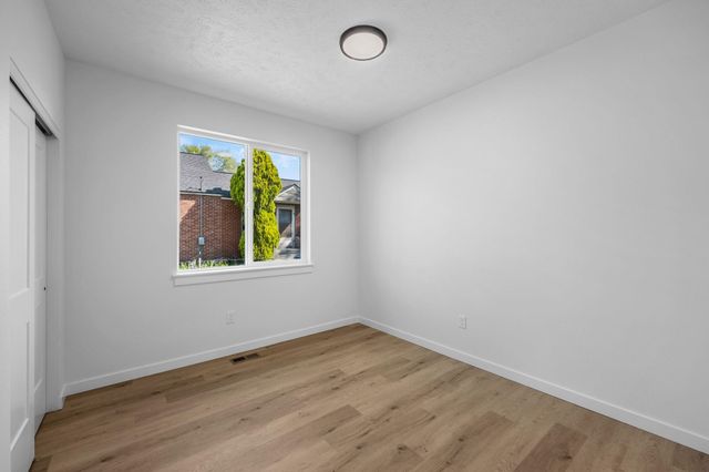 2111 N Sipple Rd, Spokane Valley, WA 99212