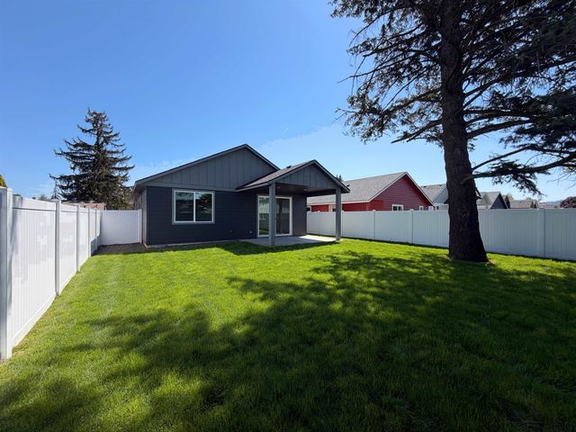 2111 N Sipple Rd, Spokane Valley, WA 99212