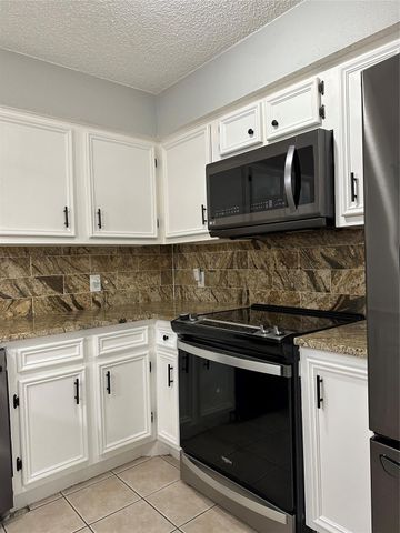 6103 Ludington Drive 4-942, Houston, TX 77035