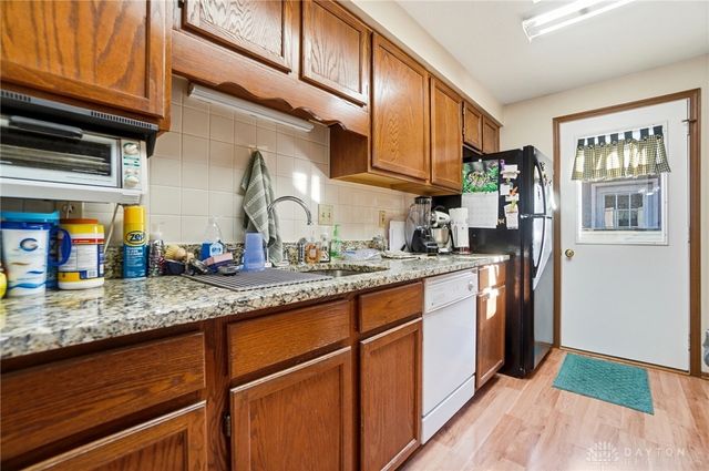 4446 Ridgewood Road, Springfield, OH 45503