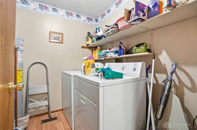 4446 Ridgewood Road, Springfield, OH 45503