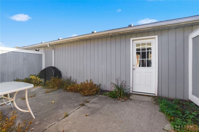 4446 Ridgewood Road, Springfield, OH 45503