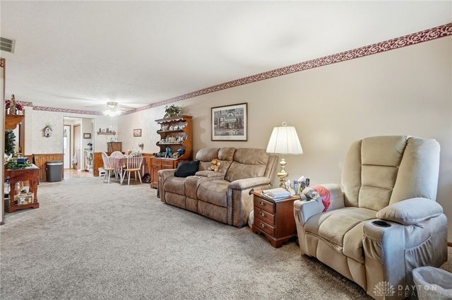 4446 Ridgewood Road, Springfield, OH 45503