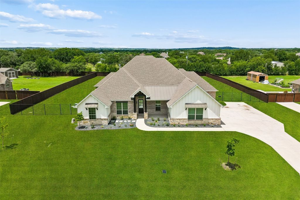 1009 Tobey Court, Aledo, TX 76008