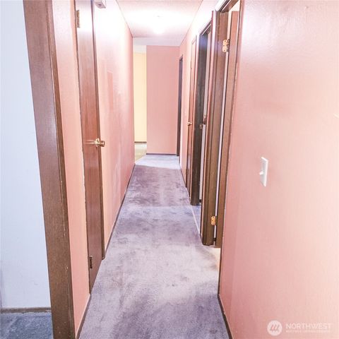 13421 122nd Avenue NE, Kirkland, WA 98034