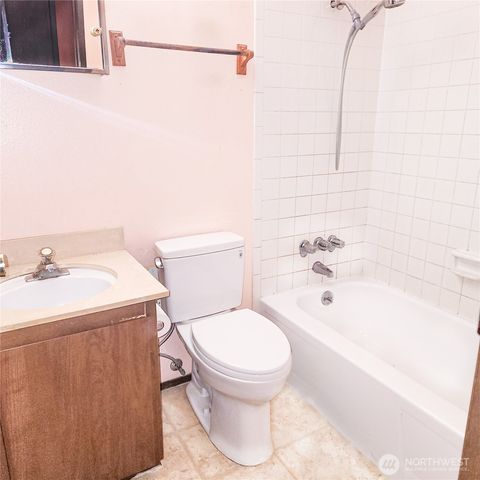 13421 122nd Avenue NE, Kirkland, WA 98034