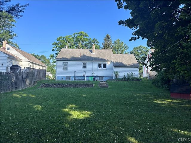 1102 Buckley Road, Salina, NY 13088