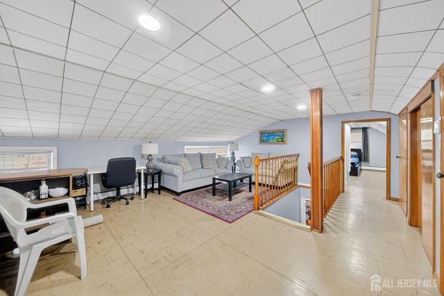 80 Poplar Street, Carteret, NJ 07008