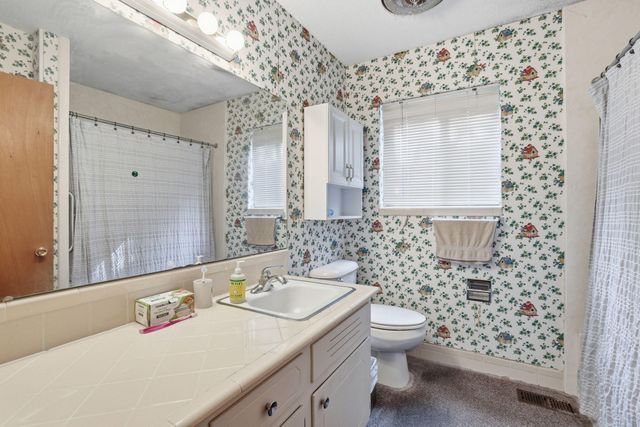 1127 Hillsboro Drive, Chattanooga, TN 37412