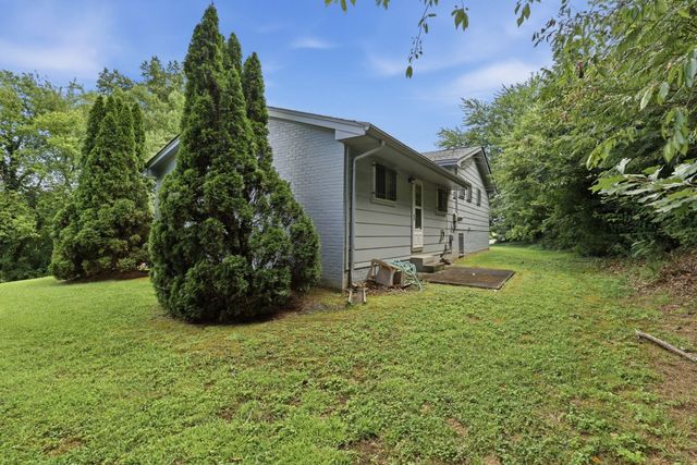 1127 Hillsboro Drive, Chattanooga, TN 37412