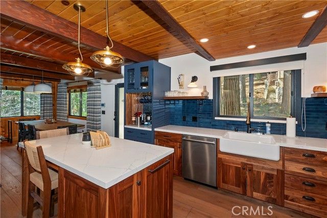 170 Fairway, Lake Arrowhead, CA 92352