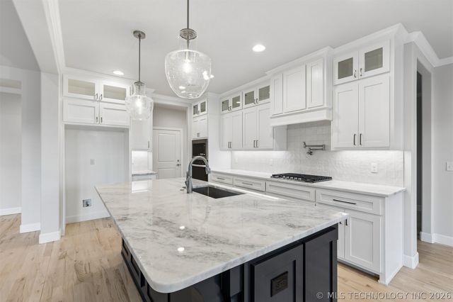 11023 N 86th East Court, Owasso, OK 74055