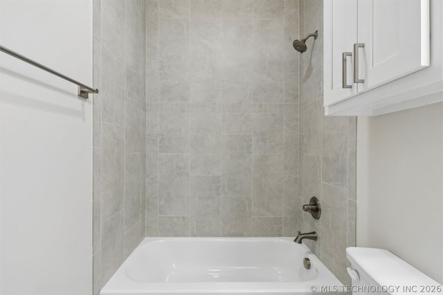 11023 N 86th East Court, Owasso, OK 74055