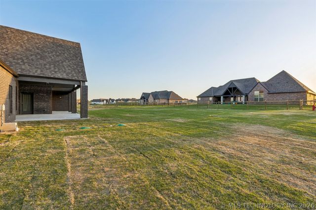 11023 N 86th East Court, Owasso, OK 74055