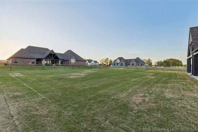 11023 N 86th East Court, Owasso, OK 74055