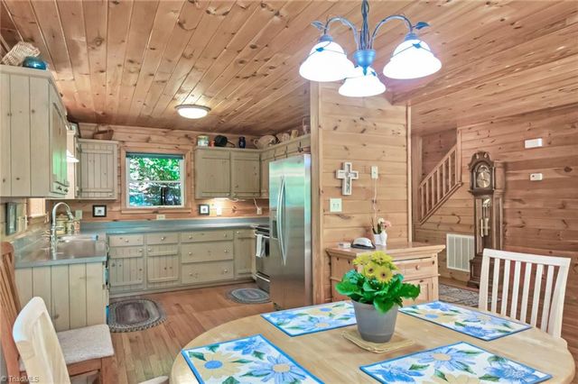 535 Obed Heights Drive, Moravian Falls, NC 28654
