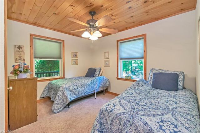 535 Obed Heights Drive, Moravian Falls, NC 28654