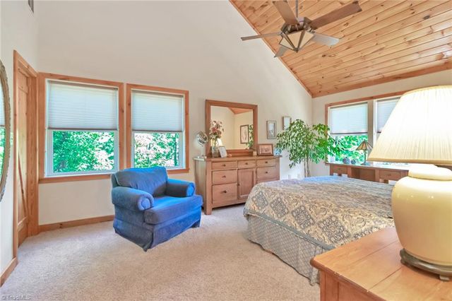 535 Obed Heights Drive, Moravian Falls, NC 28654