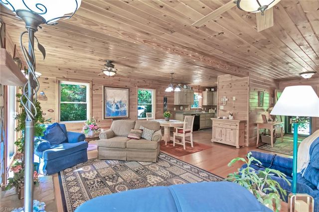 535 Obed Heights Drive, Moravian Falls, NC 28654