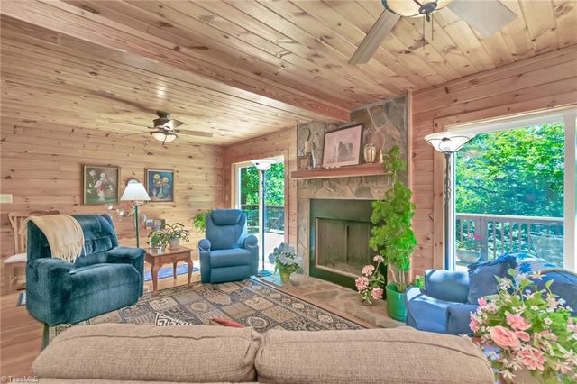 535 Obed Heights Drive, Moravian Falls, NC 28654