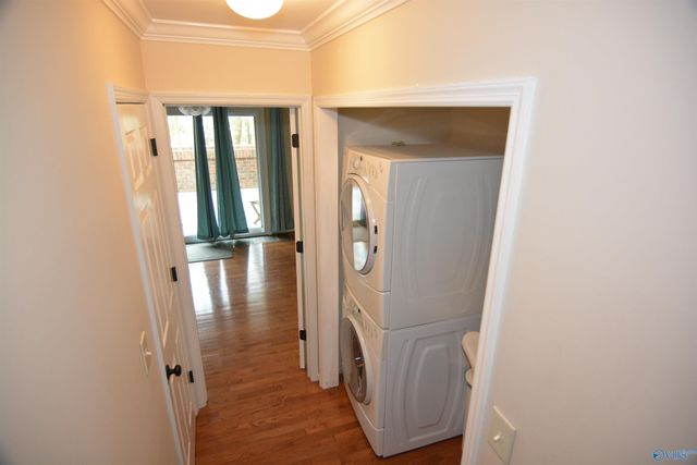 105 Treetop Drive, Huntsville, AL 35801