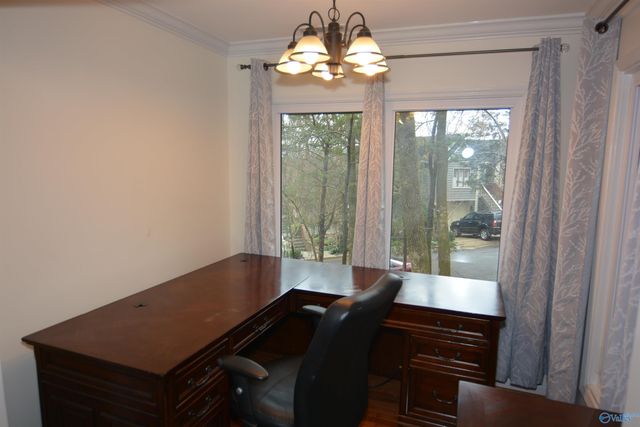 105 Treetop Drive, Huntsville, AL 35801