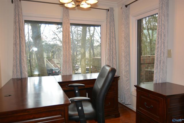 105 Treetop Drive, Huntsville, AL 35801