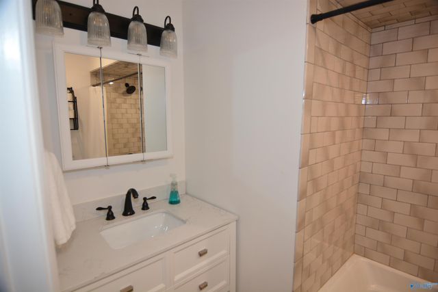 105 Treetop Drive, Huntsville, AL 35801